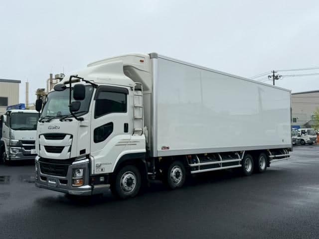 ISUZU