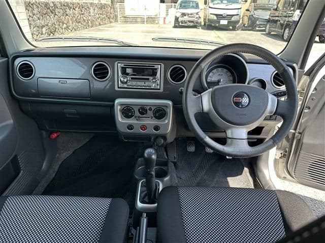 Car thumbnail 2