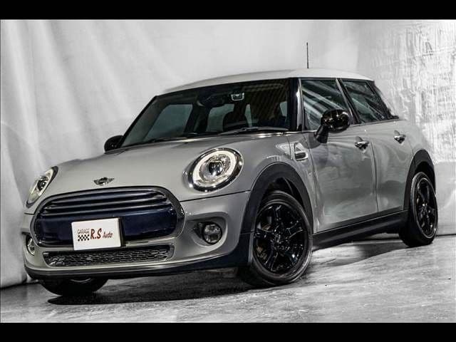 Car thumbnail 3