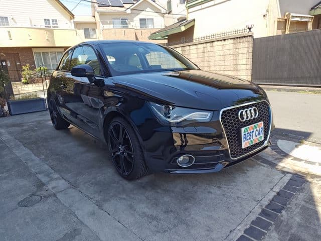Car thumbnail 3