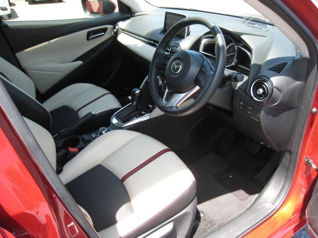 Car thumbnail 2