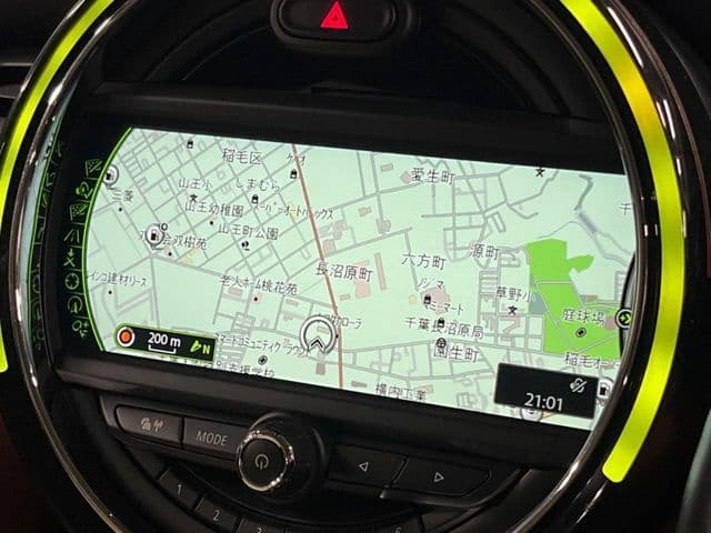 Car thumbnail 4