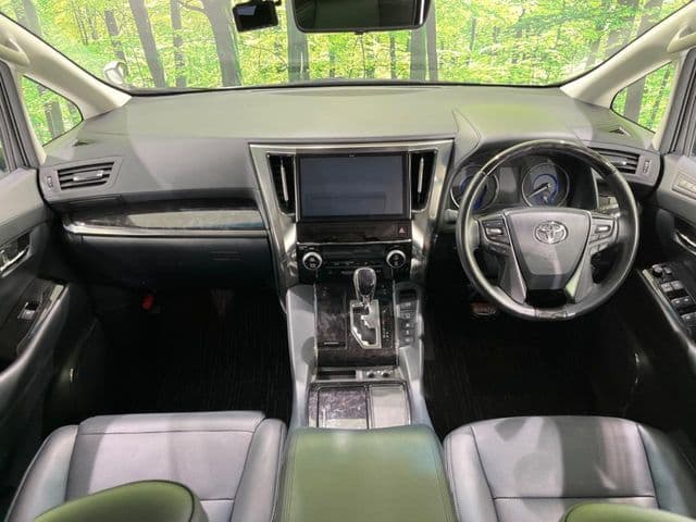 Car thumbnail 2