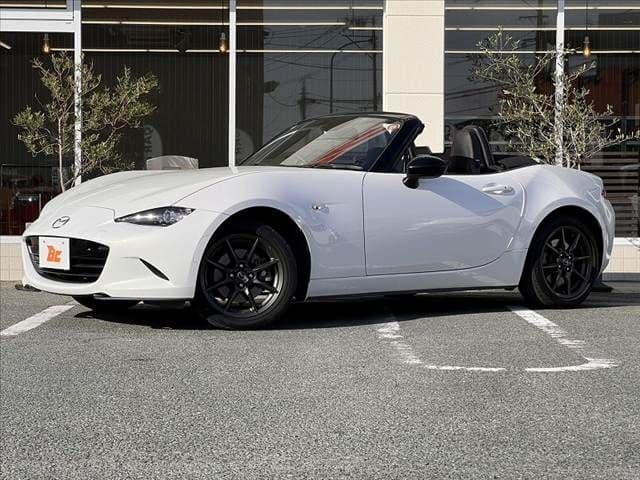 Car thumbnail 3