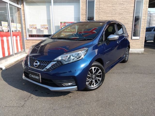 NISSAN