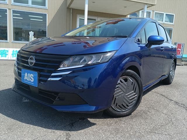 NISSAN