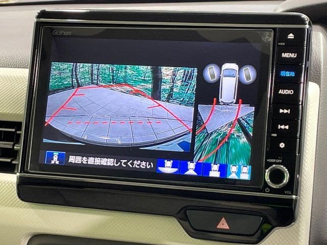 Car thumbnail 4