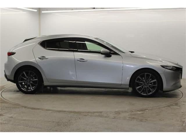 Car thumbnail 4