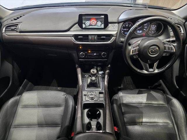 Car thumbnail 3