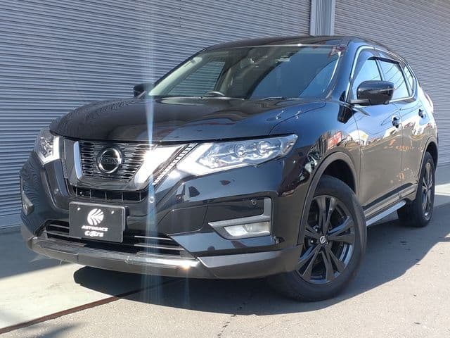 NISSAN