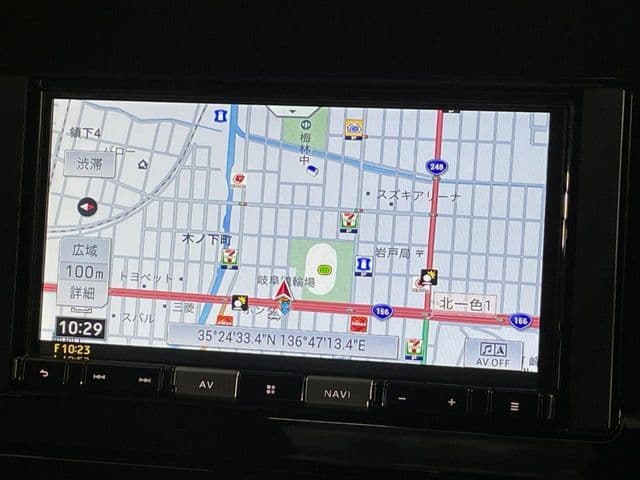 Car thumbnail 3