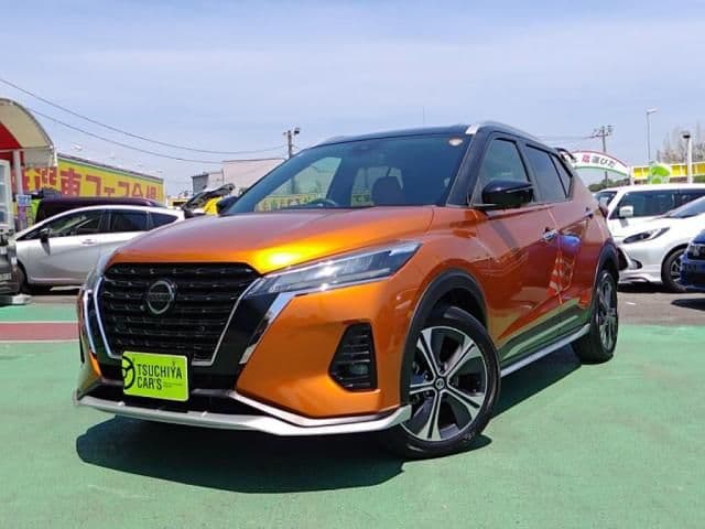 NISSAN