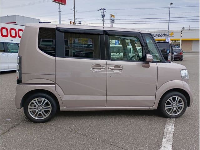 Car thumbnail 4