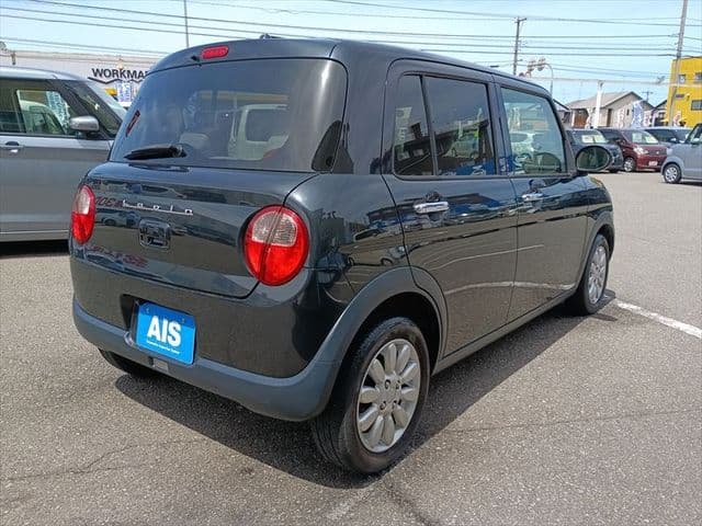 Car thumbnail 3