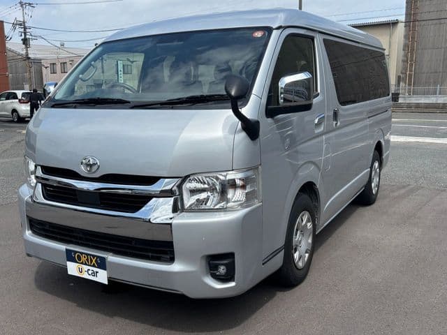 Car image 1