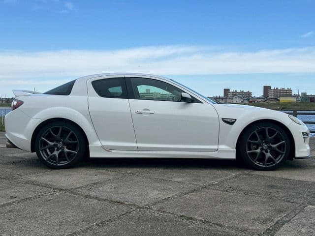 Car thumbnail 3
