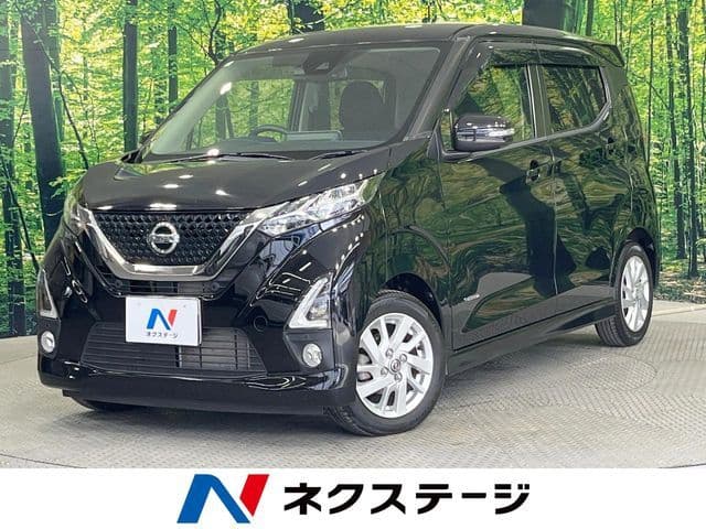 NISSAN