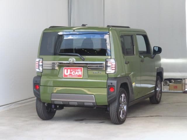 Car thumbnail 4