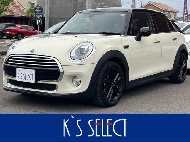 Car image 1