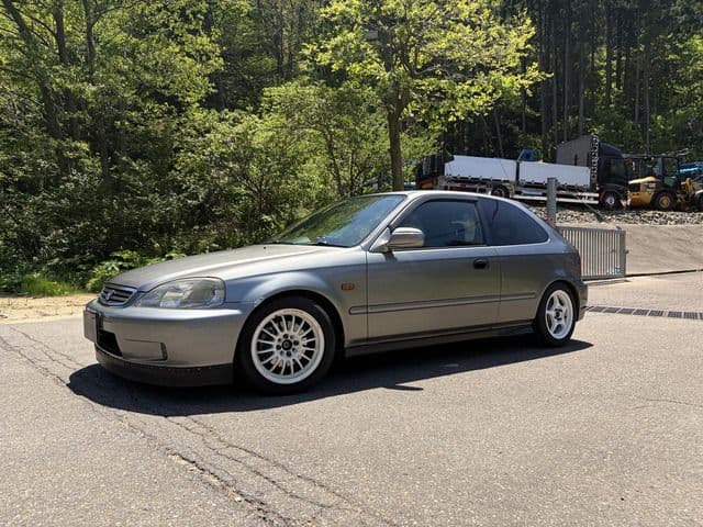 Car thumbnail 2