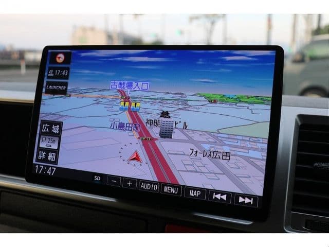 Car thumbnail 4