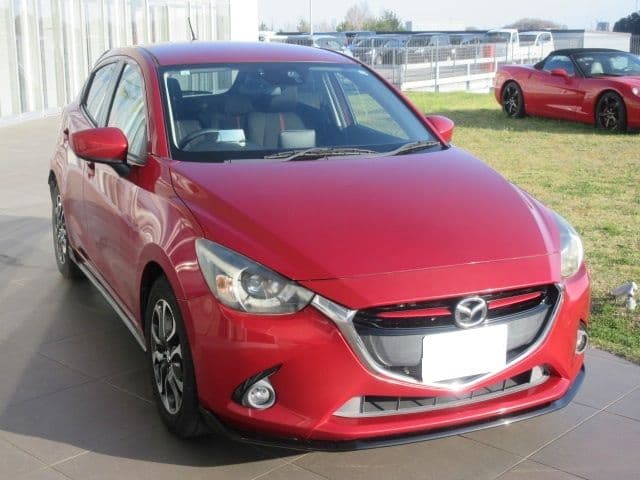 Car thumbnail 4