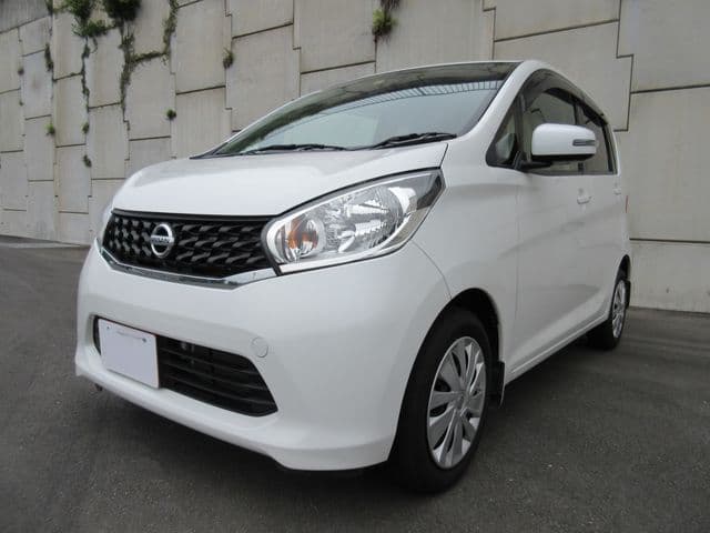NISSAN