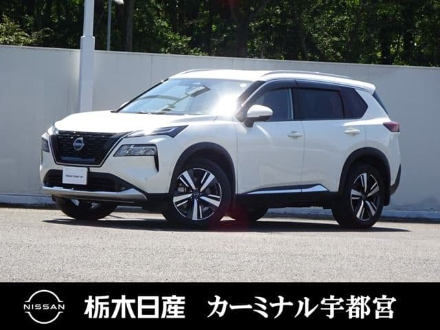 NISSAN