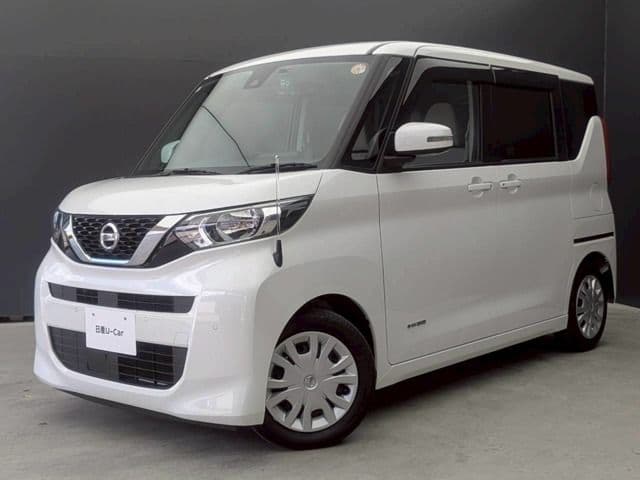 NISSAN