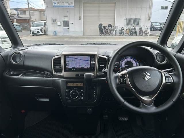 Car thumbnail 3