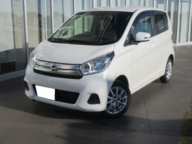 NISSAN