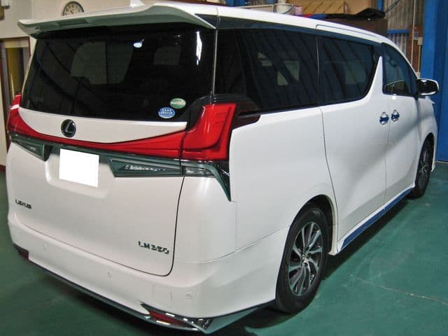Car thumbnail 4