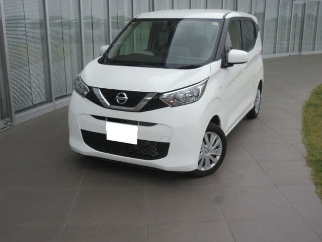 NISSAN