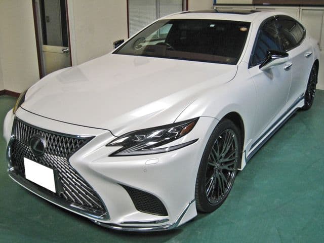 Car thumbnail 3