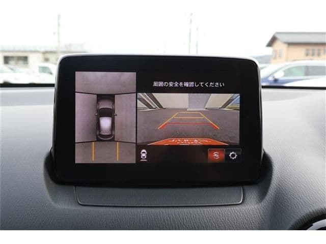 Car thumbnail 4