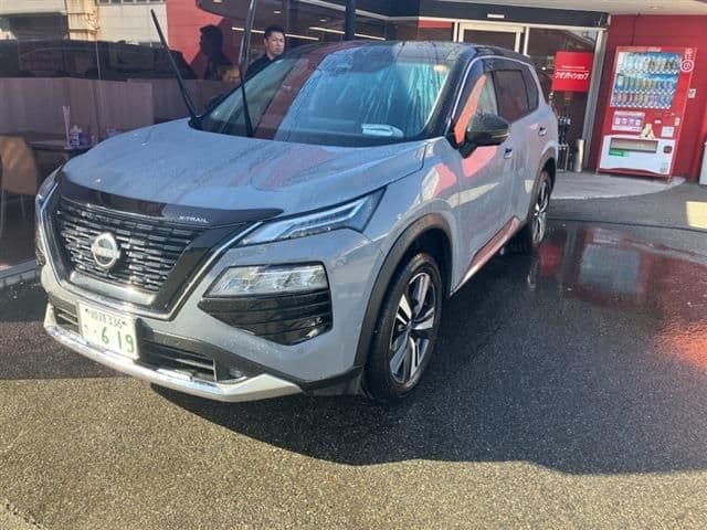 NISSAN