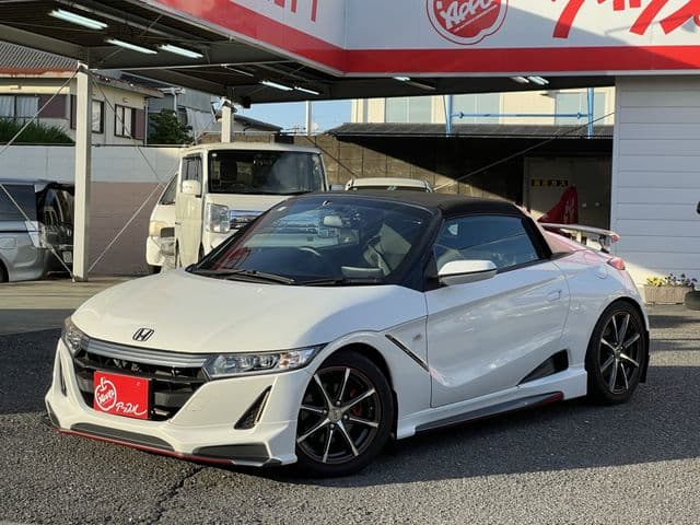 Car image 1