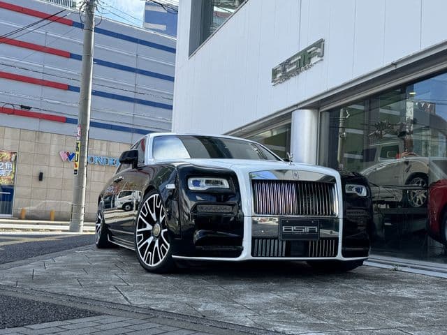 ROLLS-ROYCE