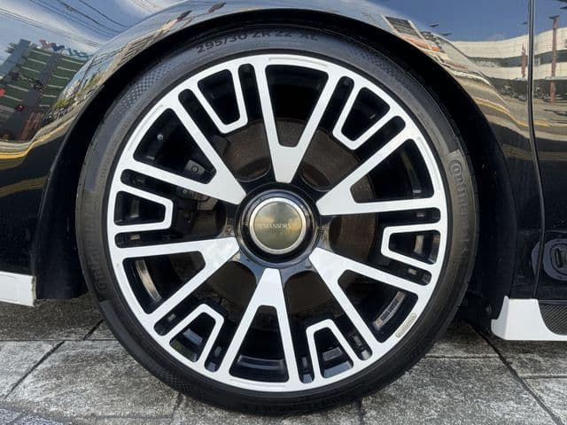 Car thumbnail 4