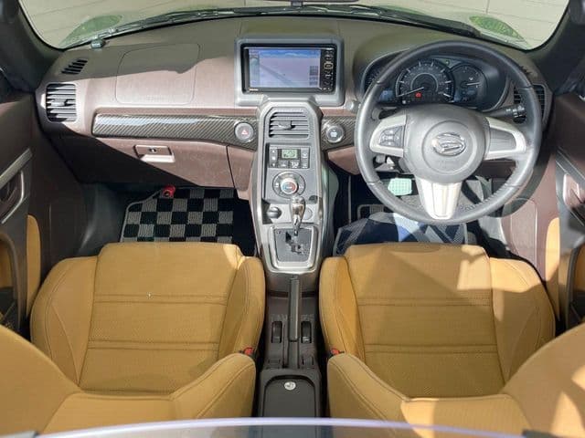Car thumbnail 2