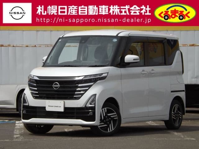 NISSAN