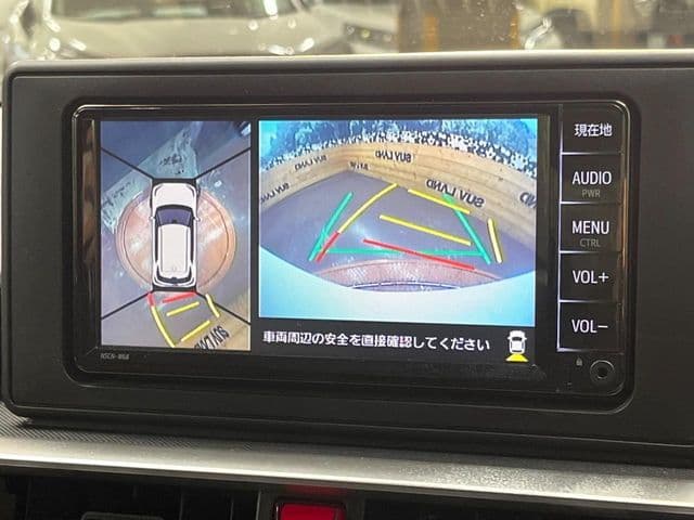 Car thumbnail 4