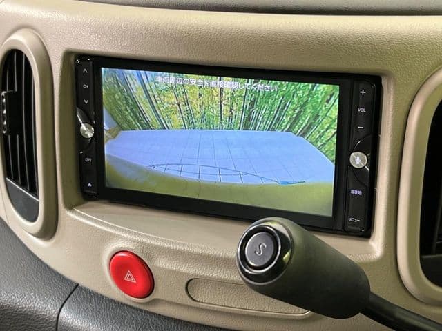 Car thumbnail 4