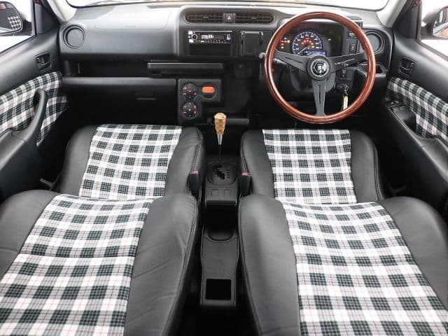 Car thumbnail 2