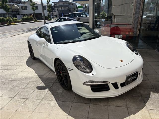 Car thumbnail 4