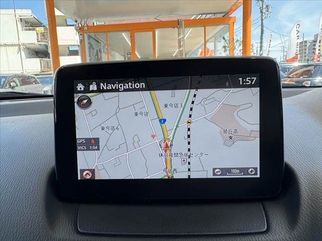 Car thumbnail 4