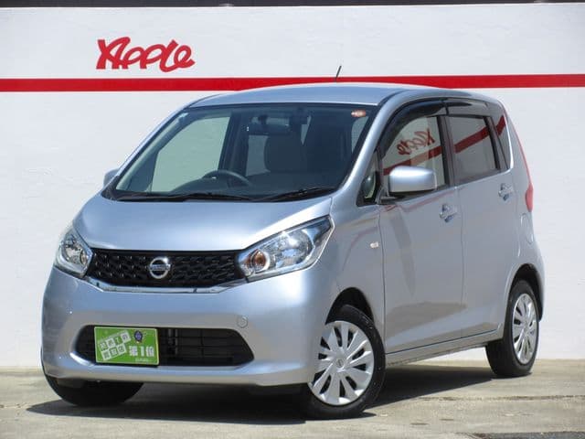 NISSAN
