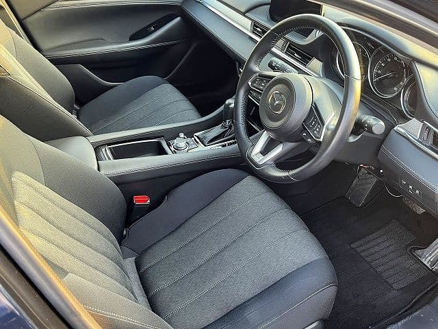 Car thumbnail 4