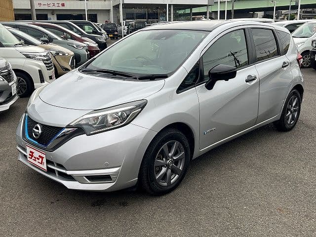NISSAN