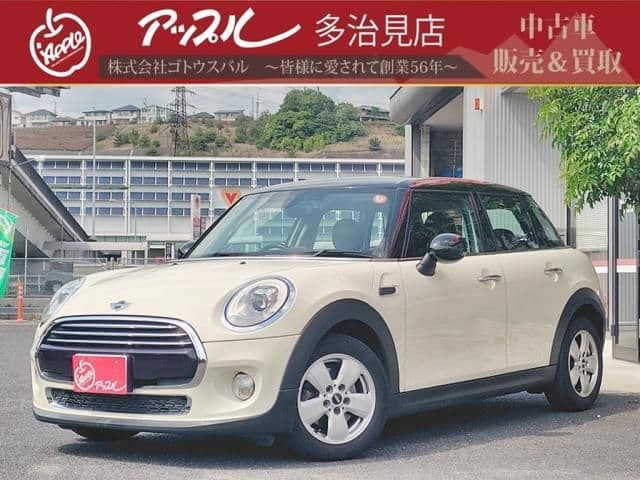 Car image 1